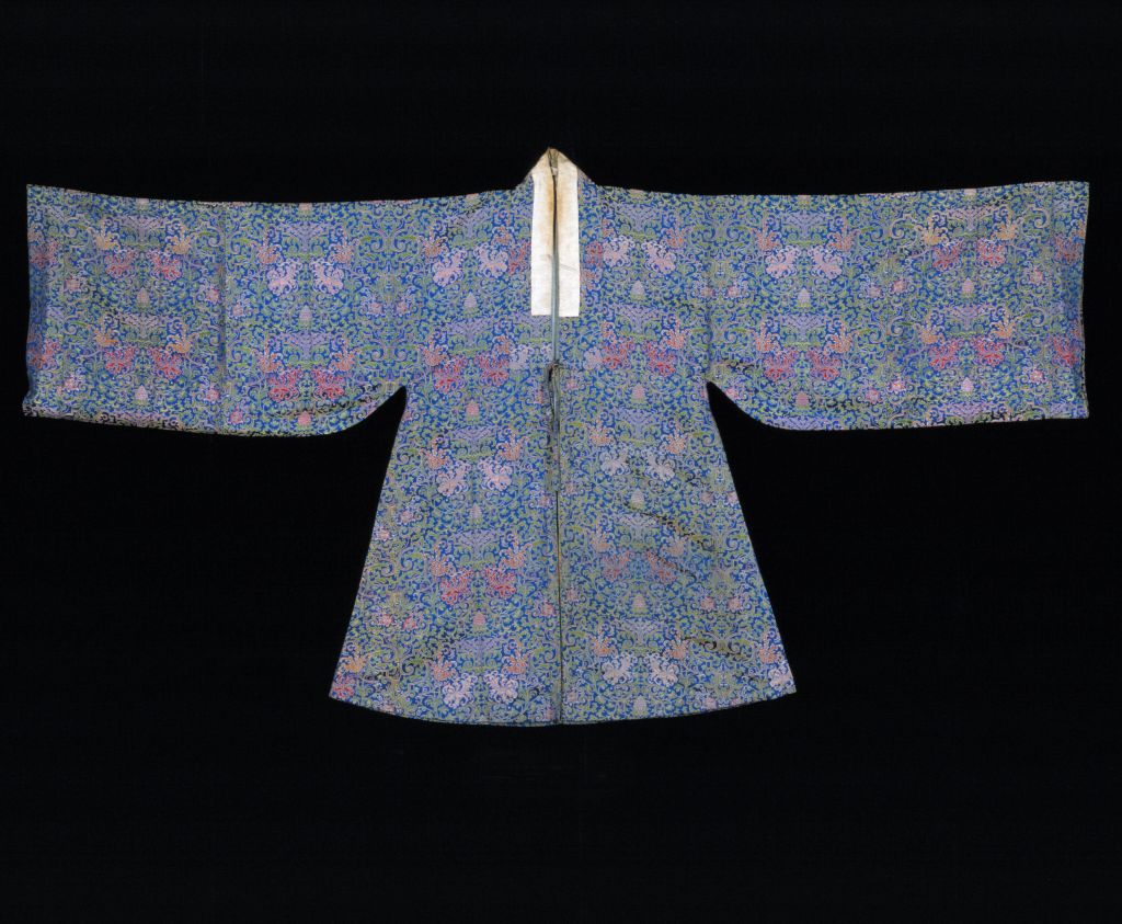 图片[1]-Blue Vine Pattern Brocade Men’s Pei-China Archive